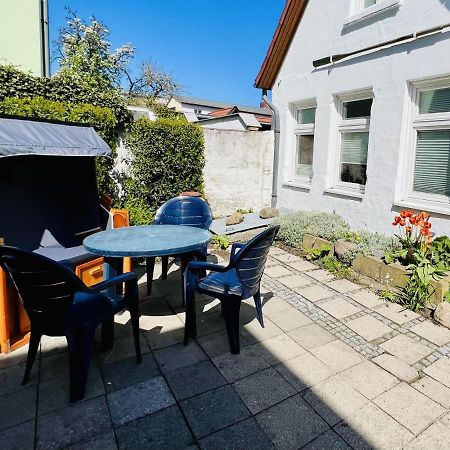 Kapitaenshaus Villa Rostock Exteriör bild