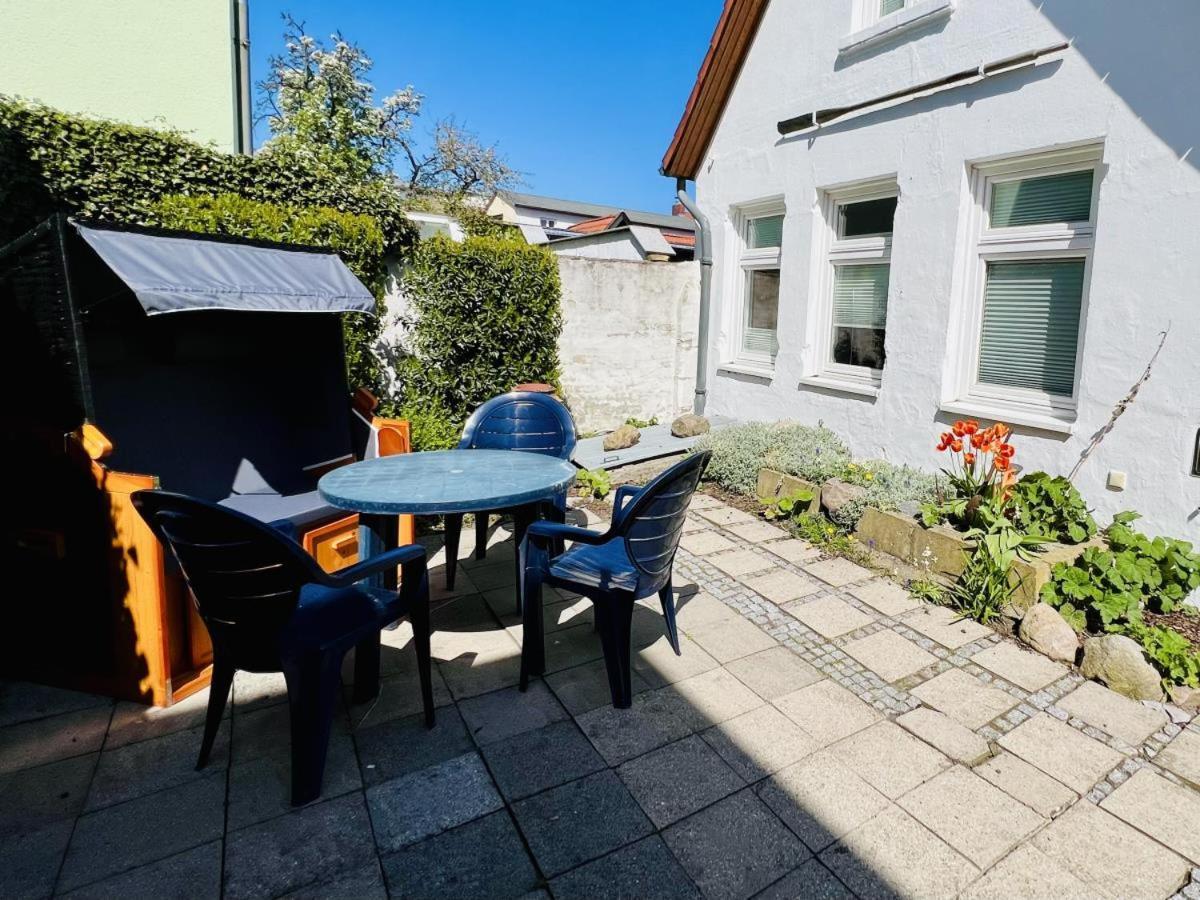 Kapitaenshaus Villa Rostock Exteriör bild
